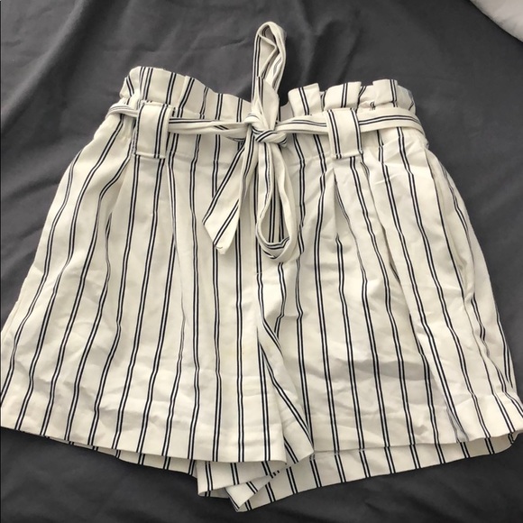 Zara Pants - Zara striped trouser shorts